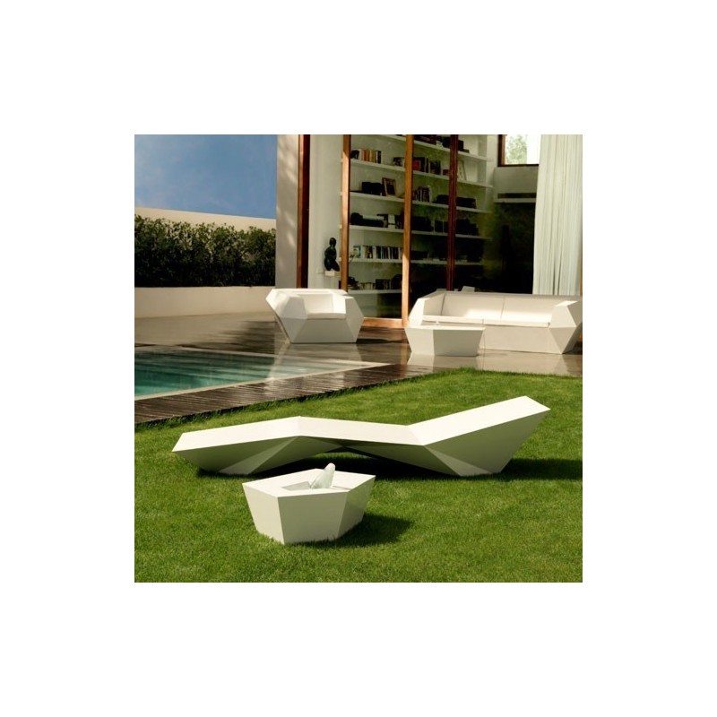 FAZ sunbathing Vondom white