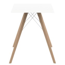 Table à manger Vondom Faz Wood plateau carré blanc et pieds chêne naturel