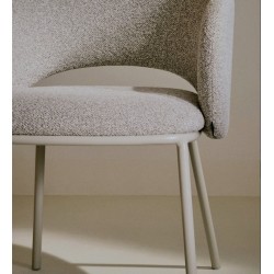 Lot de 2 Chaises Aina tissu chenille beige et métal VeryForma