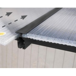 Olympia 3x8,60 m Wandpergola mit grauem Aluminium und Canopia Polycarbonat