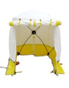 Bildschirm und Zelt-Website